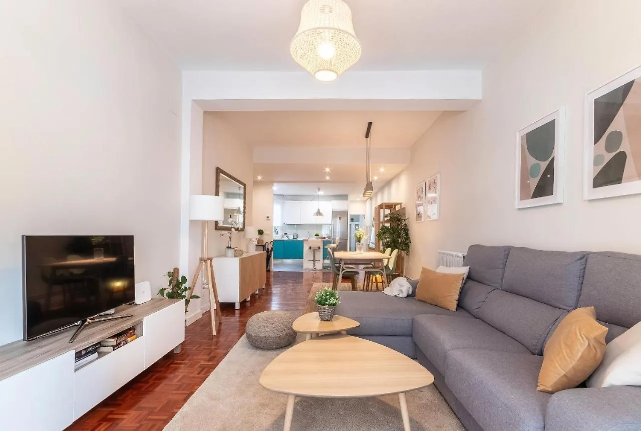 Lejlighed Spacious And Lovely In The City Center Of Bilbao